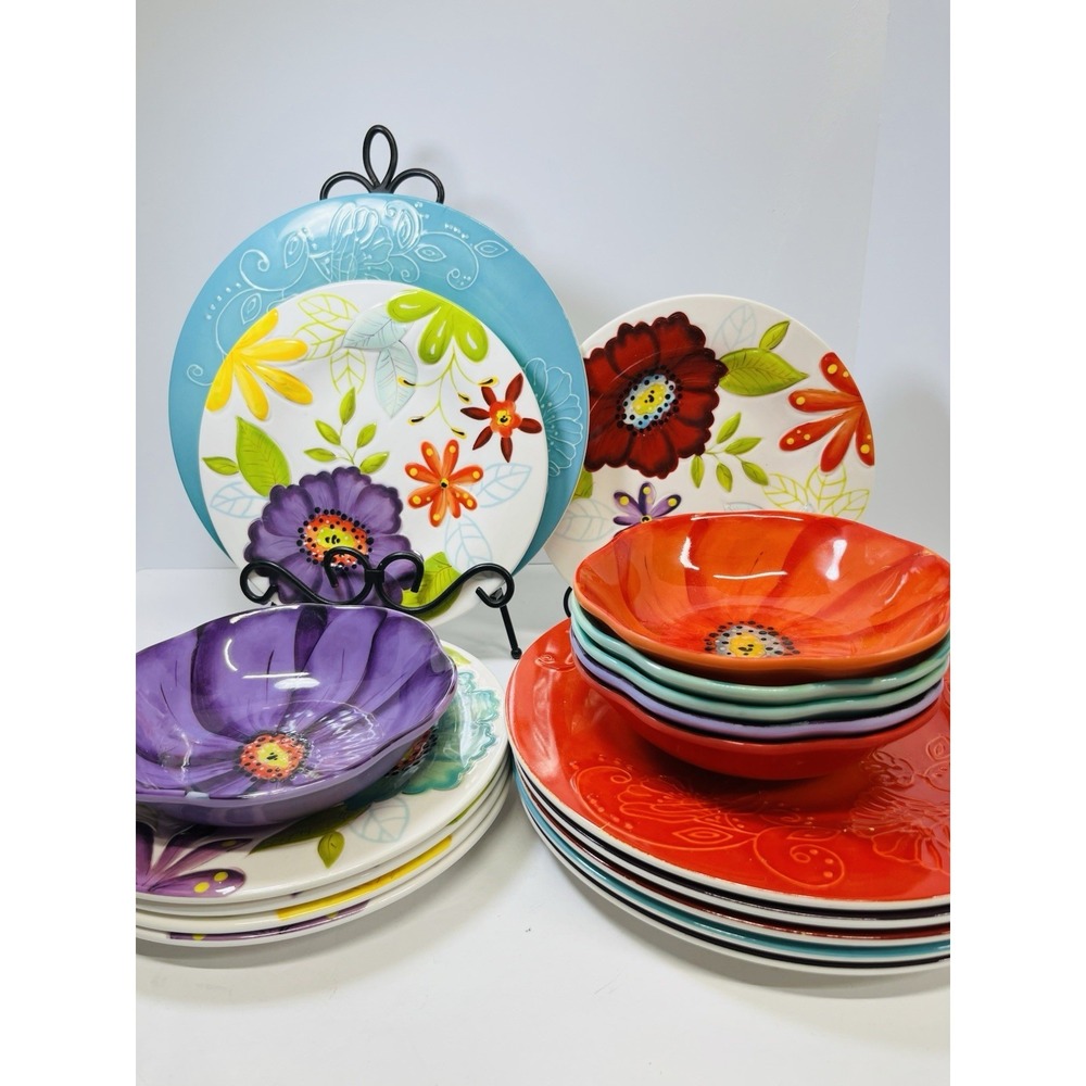 Laurie Gates Flora Melamine 18 pc Dinnerware Set - Service for 6 - Mix & Match